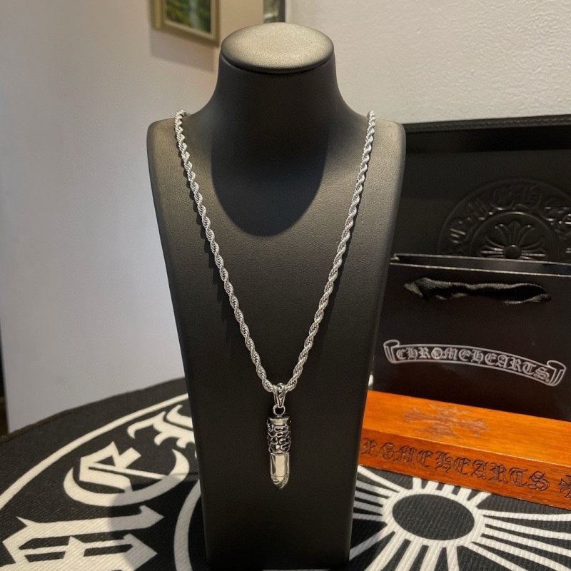 Ch**me He**ts necklaces